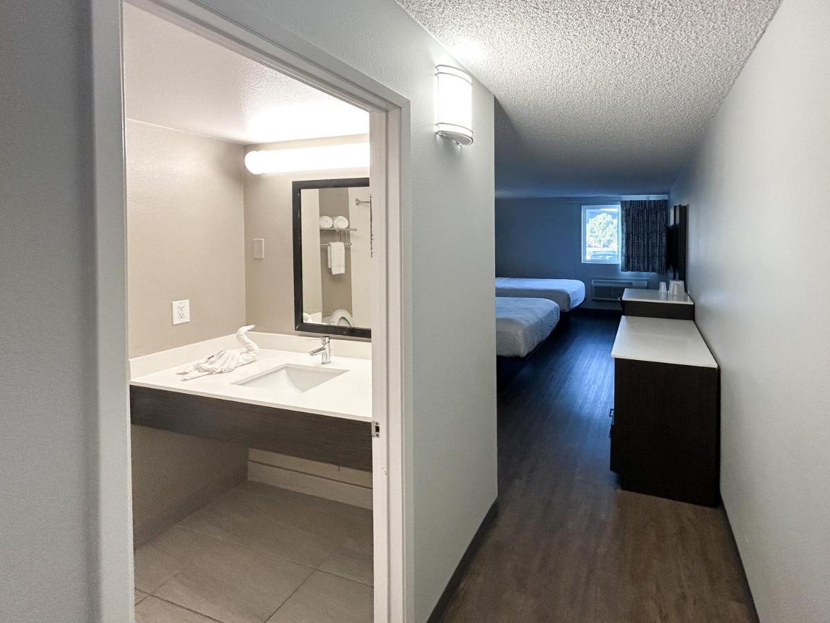 Studio 6 Suites Carson, Ca Extérieur photo